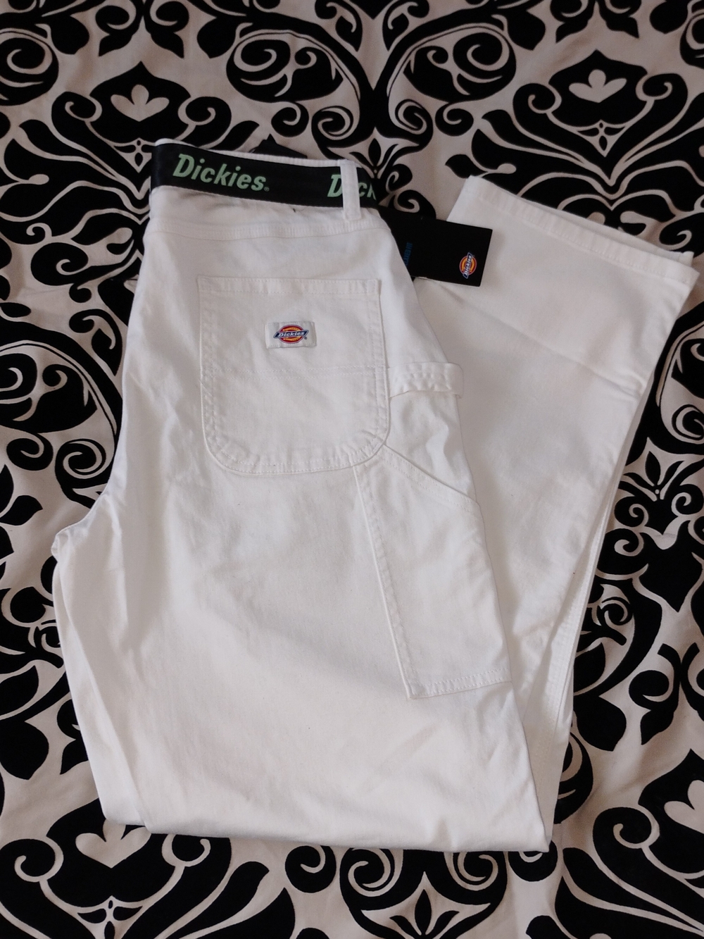 Dickies Women’s White Straight-Leg Carpenter Jeans